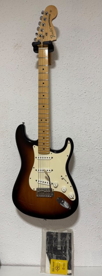Fender Stratocaster Made in Usa 2012 de segunda mano · Foto 1 de 9 · Málaga · 1000 €