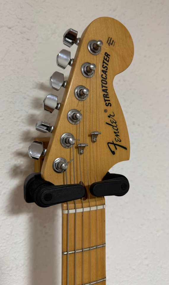Fender Stratocaster Made in Usa 2012 de segunda mano · Foto 3 de 9 · Málaga · 1000 €