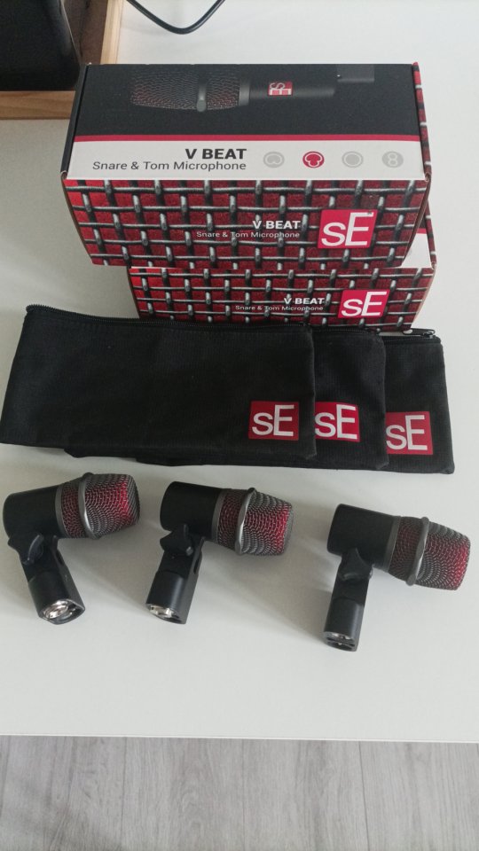 Vendo SE Vbeat como nuevos