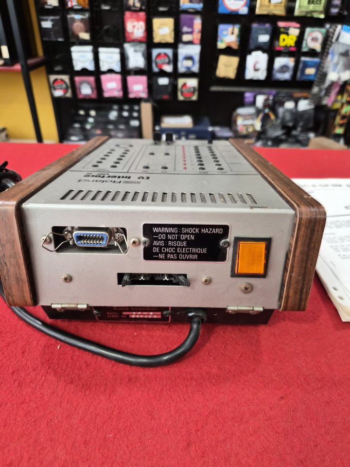 Roland OP-8. Interface para Roland Jupiter 8 de segunda mano · Foto 4 de 5 · Girona · 375 €