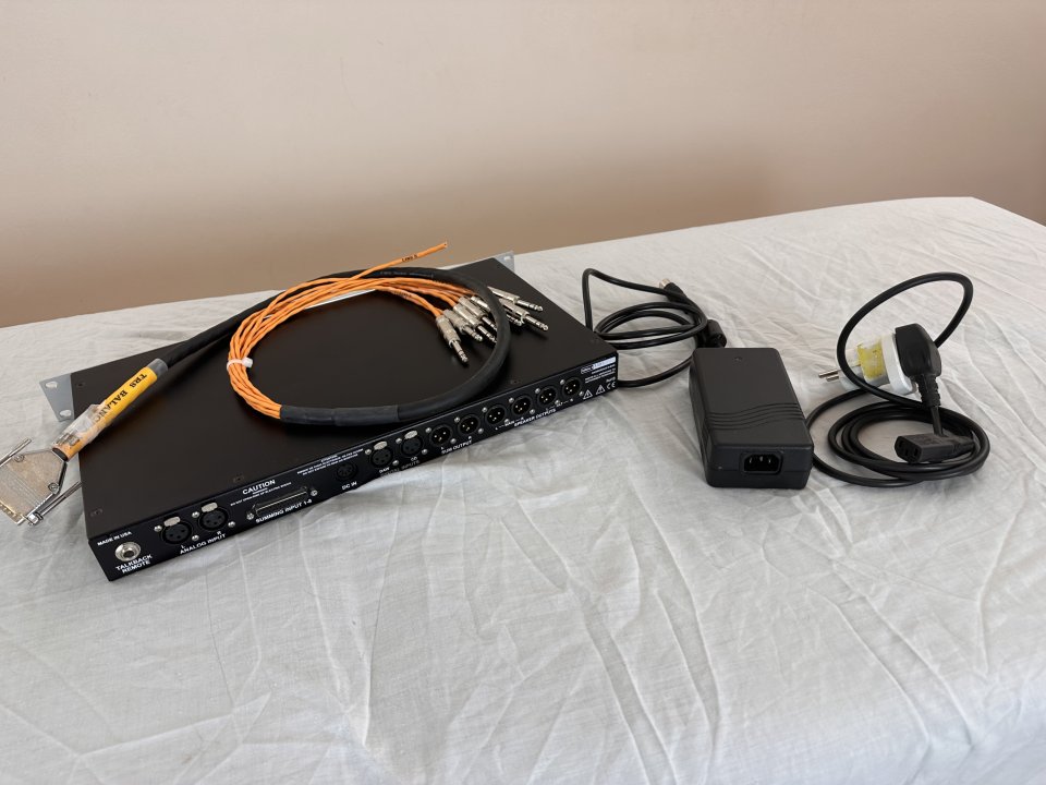 Dangerous Music D-BOX – Controlador de monitores + sumador analógico de 8 canales de segunda mano · Foto 7 de 8 · Madrid · 610 €
