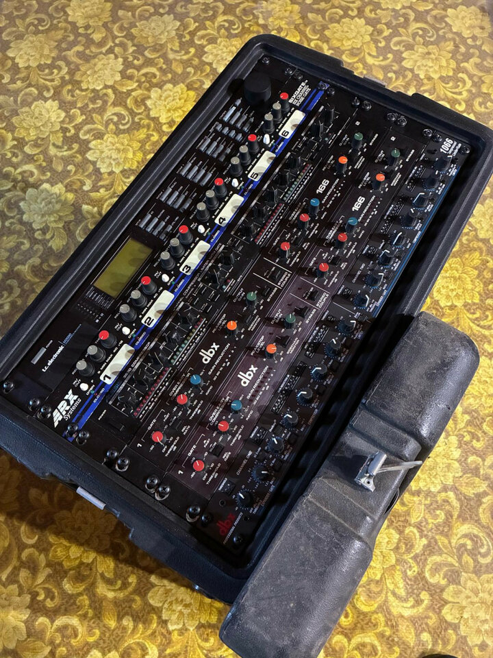 DBX 166 (dispongo de 2 unidades)