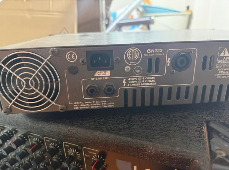 Etapa de potencia ampeg + 2 amplificadores Ashdown de 250w