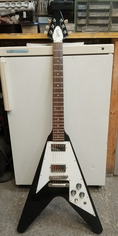 Gibson Flying V 1993 de segunda mano · Foto 1 de 7 · Gipuzkoa