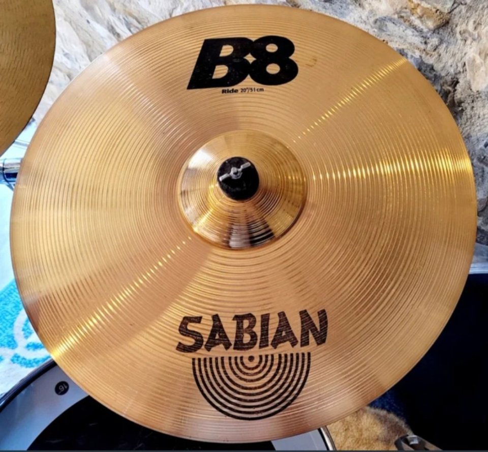 Platos Sabian B8 set de segunda mano · Foto 1 de 3 · Burgos · 210 €