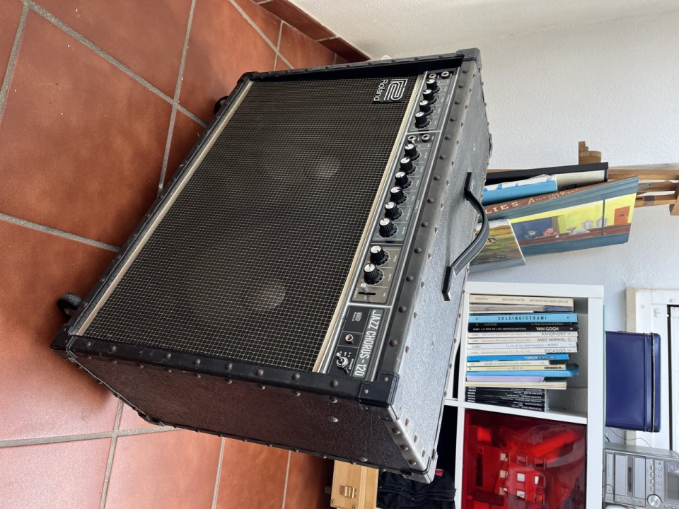 Roland Jazz Chorus JC-120