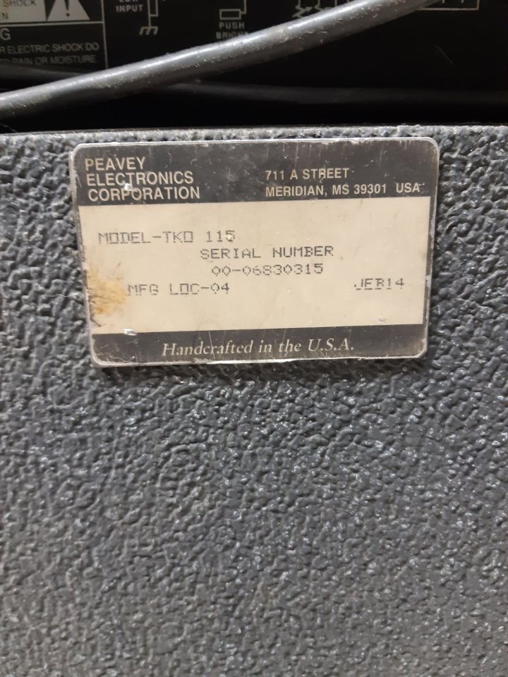 Amplificador Bajo PEAVY TKO-115 Scorpion Equipped