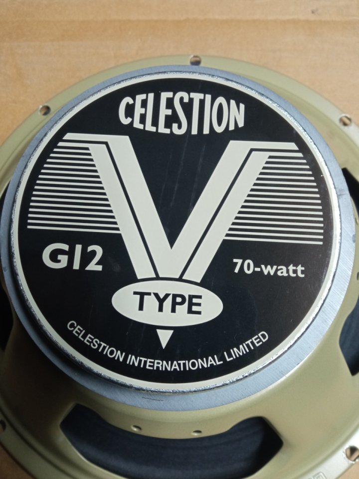 Celestion V-Type 12" - 8 ohm. Nuevo!