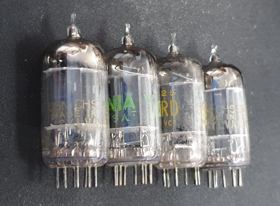 Válvula previo Sylvania NOS 5963 (12AU7 ECC82) tubo hifi de segunda mano · Foto 1 de 2 · Alicante · 55 €