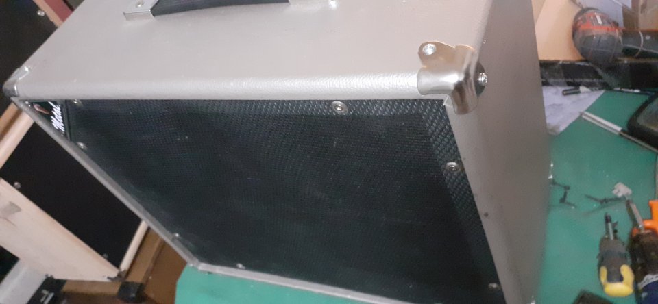 Pantalla artesanal en tolex color Cobre