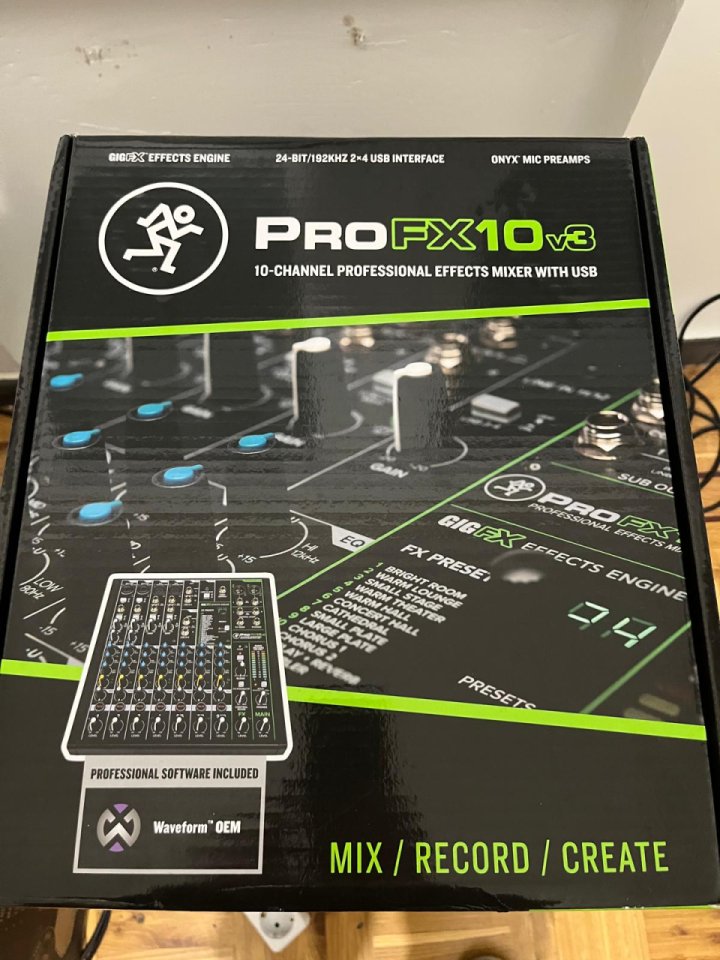 Mesa de mezclas Mackie Pro FX10v3