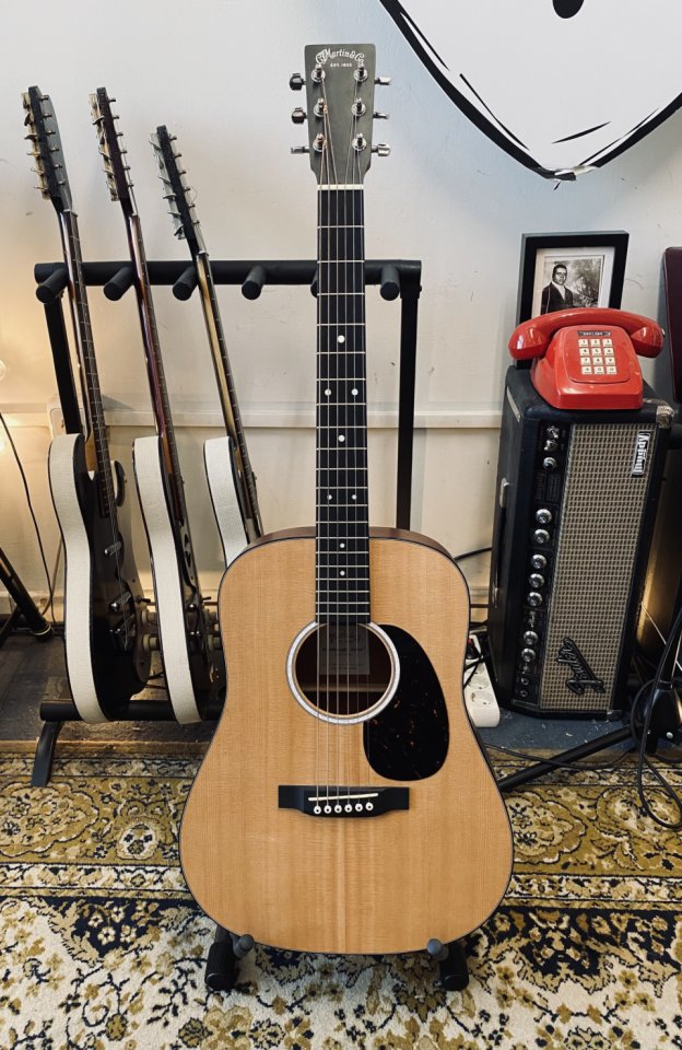 Acústica Martin D Jr. E de segunda mano · Foto 1 de 4 · Madrid · 600 €