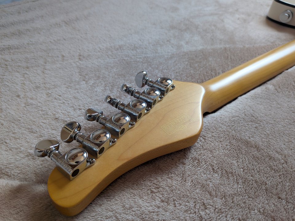 Schecter PT Standard (made in Korea) Gloss White de segunda mano · Foto 7 de 7 · Barcelona · 355 €
