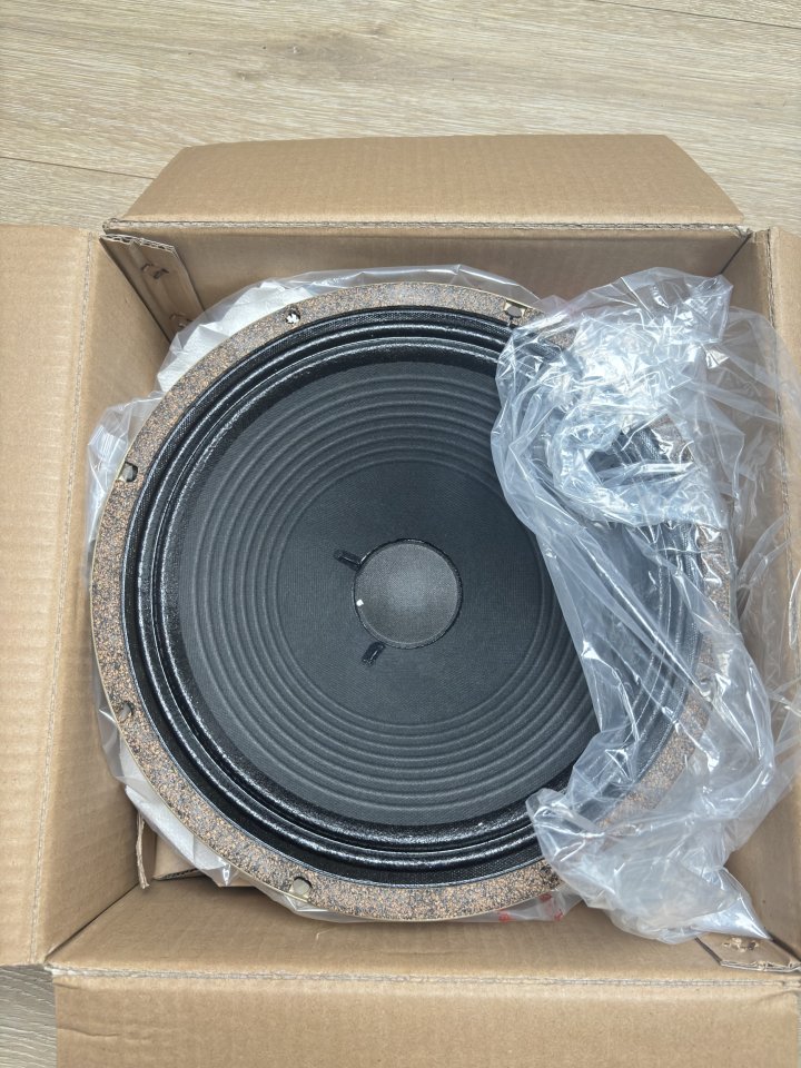Neo Creamback 60W UK de segunda mano · Foto 2 de 5 · Gipuzkoa · 100 €