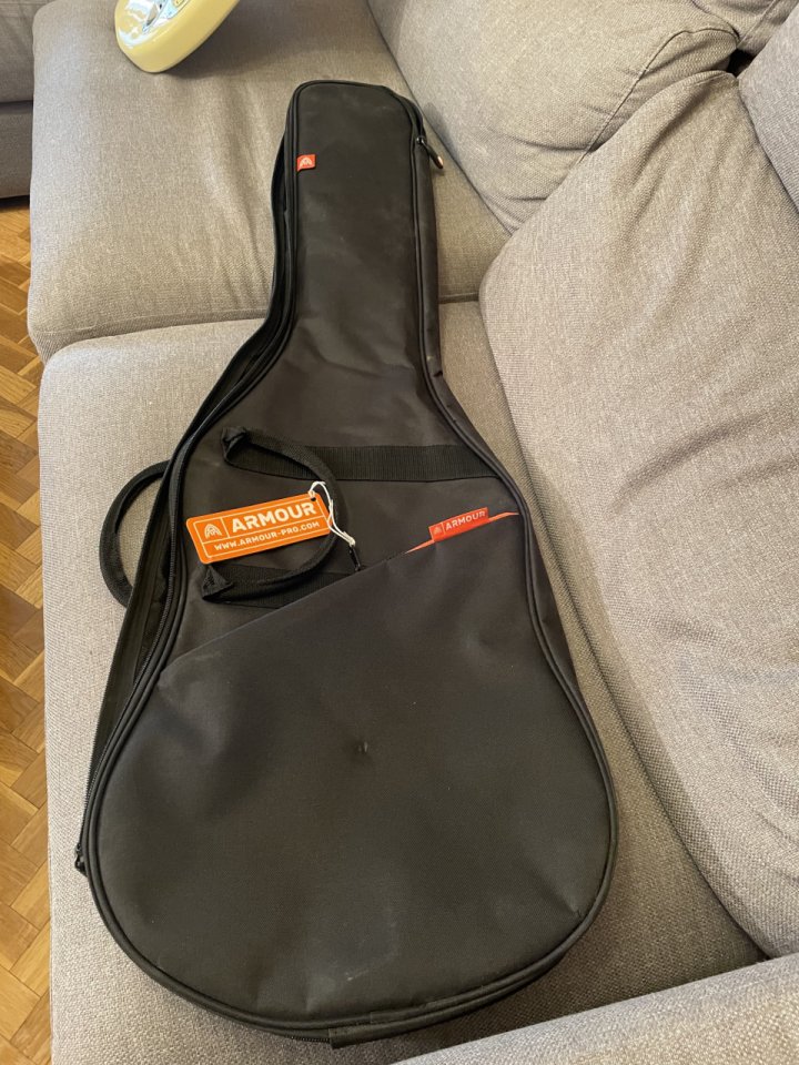 SX ST62 Stratocaster Vintage White de segunda mano · Foto 10 de 10 · Madrid · 150 €