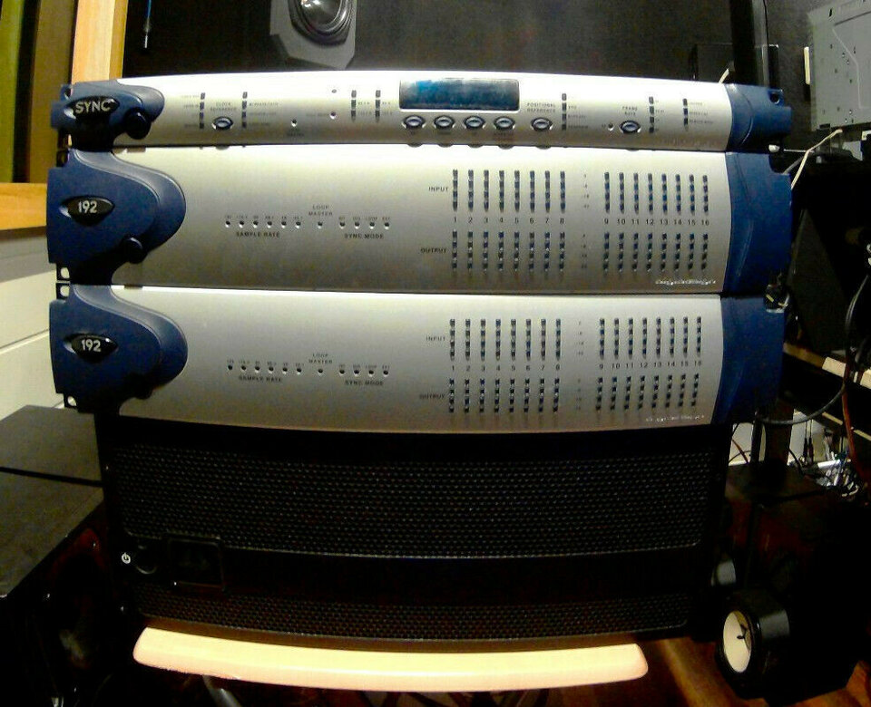 Pro Tools HD6 (x6 Tarjetas) + Magma Expansion PE6R4-i + 2x 192 I/O (1 Analog+1 Digital) + SYNC I/O