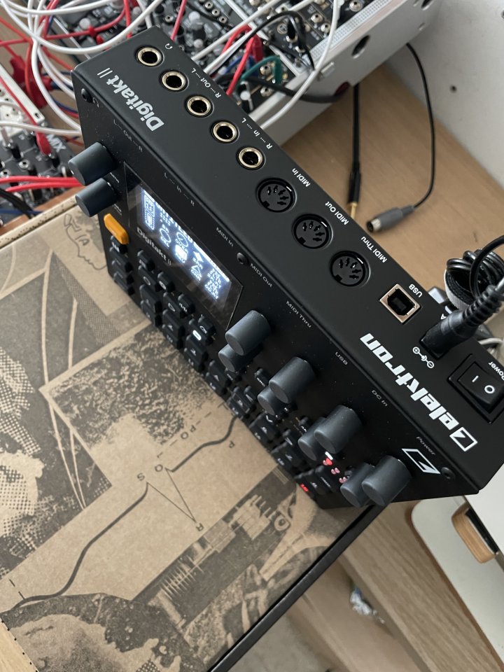 Elektron Digitakt 2 NUEVA!!