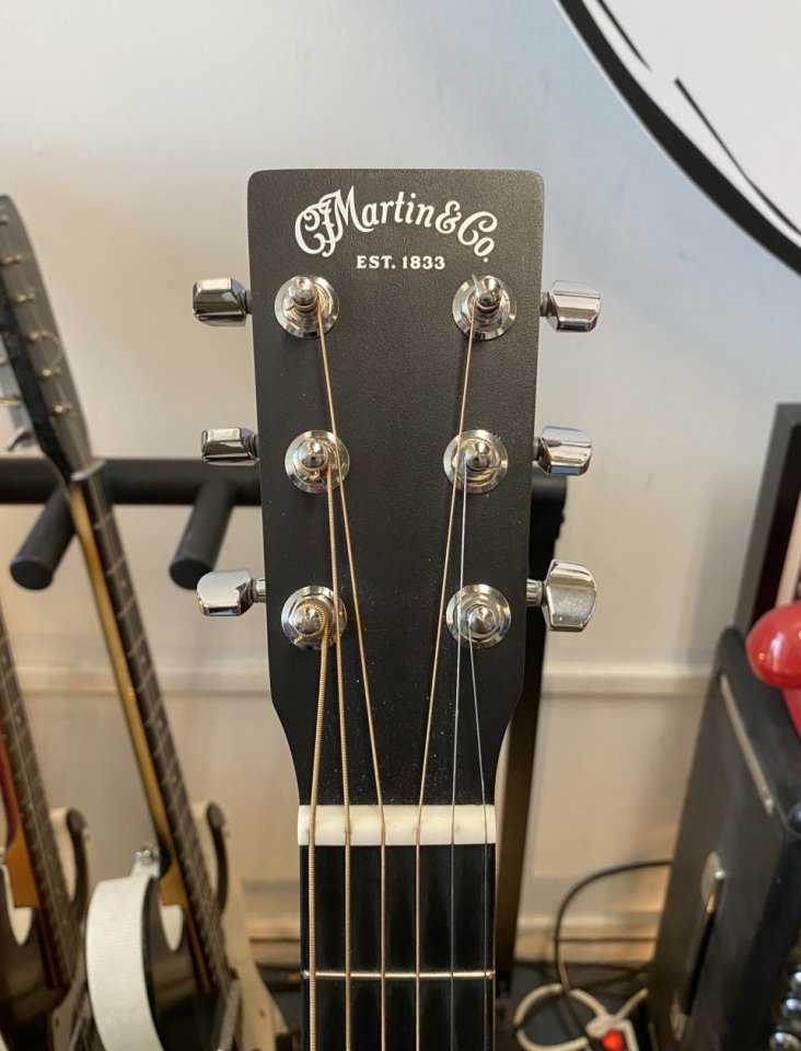 Acústica Martin D Jr. E de segunda mano · Foto 3 de 4 · Madrid · 600 €