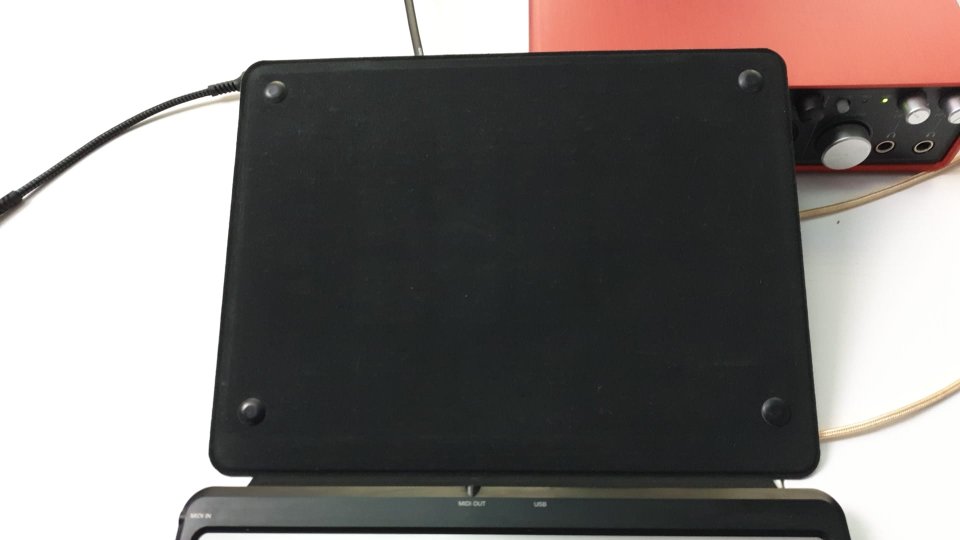 MPC Element de segunda mano · Foto 2 de 4 · Madrid · 30 €