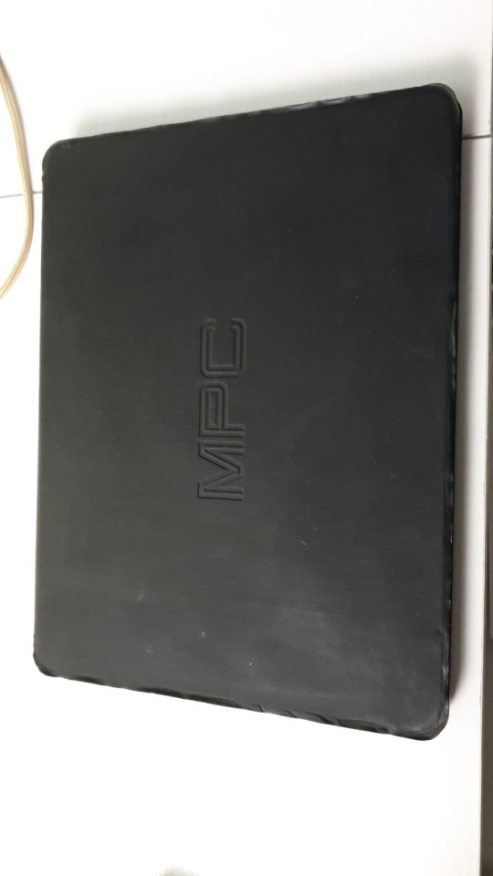 MPC Element de segunda mano · Foto 3 de 4 · Madrid · 30 €