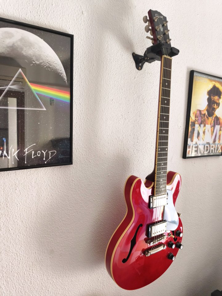 Gibson 339 60s Cherry 2022 de segunda mano · Foto 2 de 10 · Málaga · 2000 €