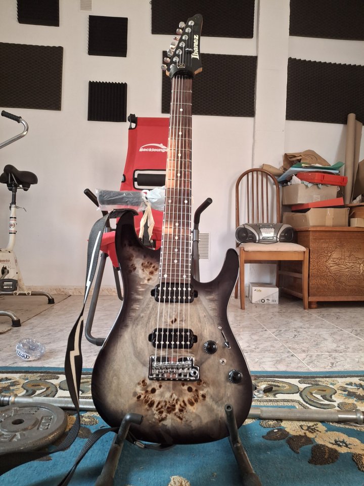 Ibanez AZ Premium 7 de segunda mano · Foto 2 de 2 · Castellón · 950 €