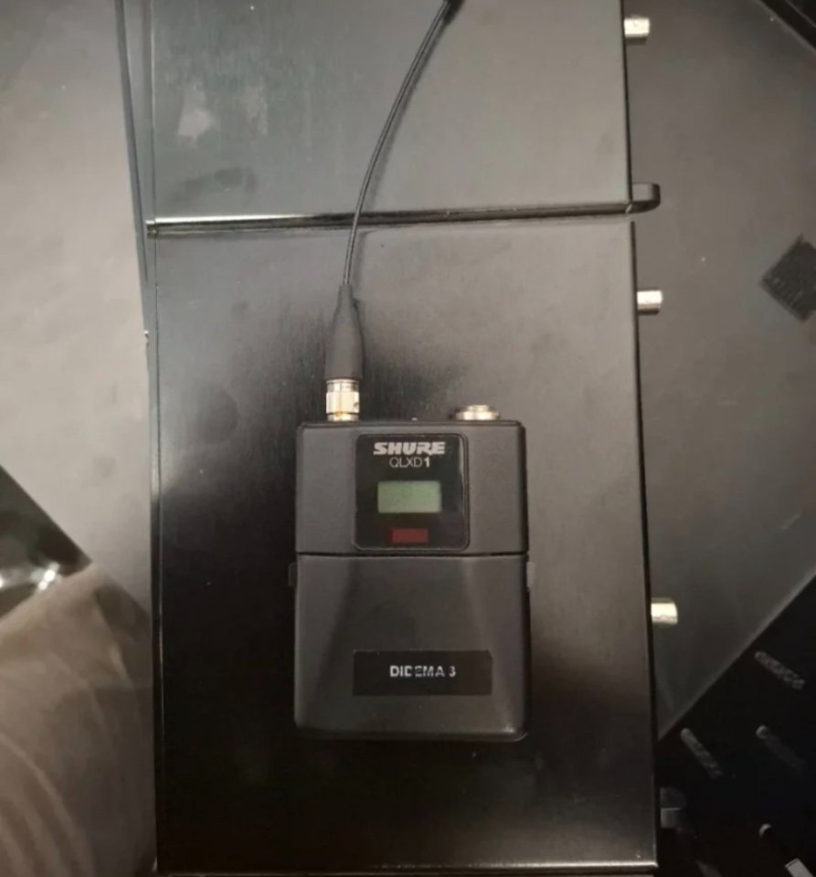 Microfono SHURE QLXD de segunda mano · Foto 4 de 4 · Barcelona · 850 €