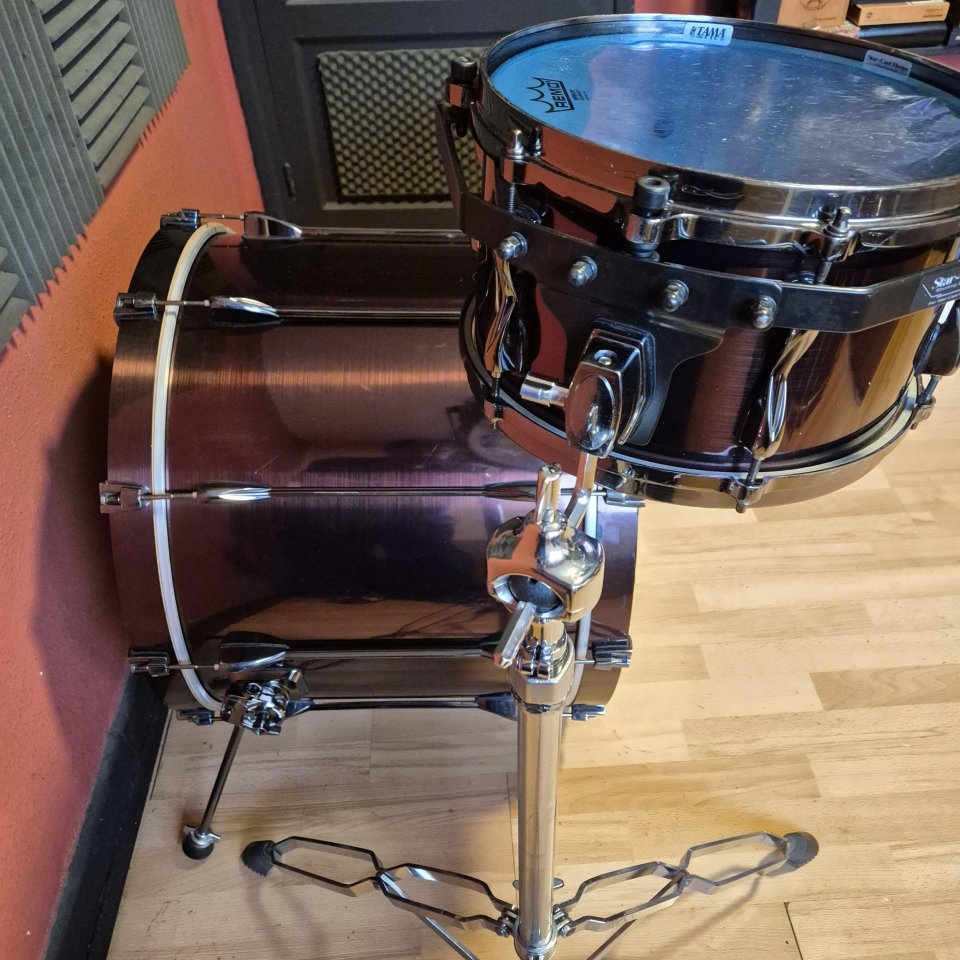 Batería TAMA Superstar Hyperdrive 24" 12" 16" de segunda mano · Foto 6 de 8 · Cantabria · 750 €