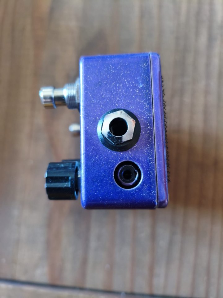 Pedal Trémolo "STARLA" de Dawner Prince de segunda mano · Foto 3 de 4 · Asturias · 180 €