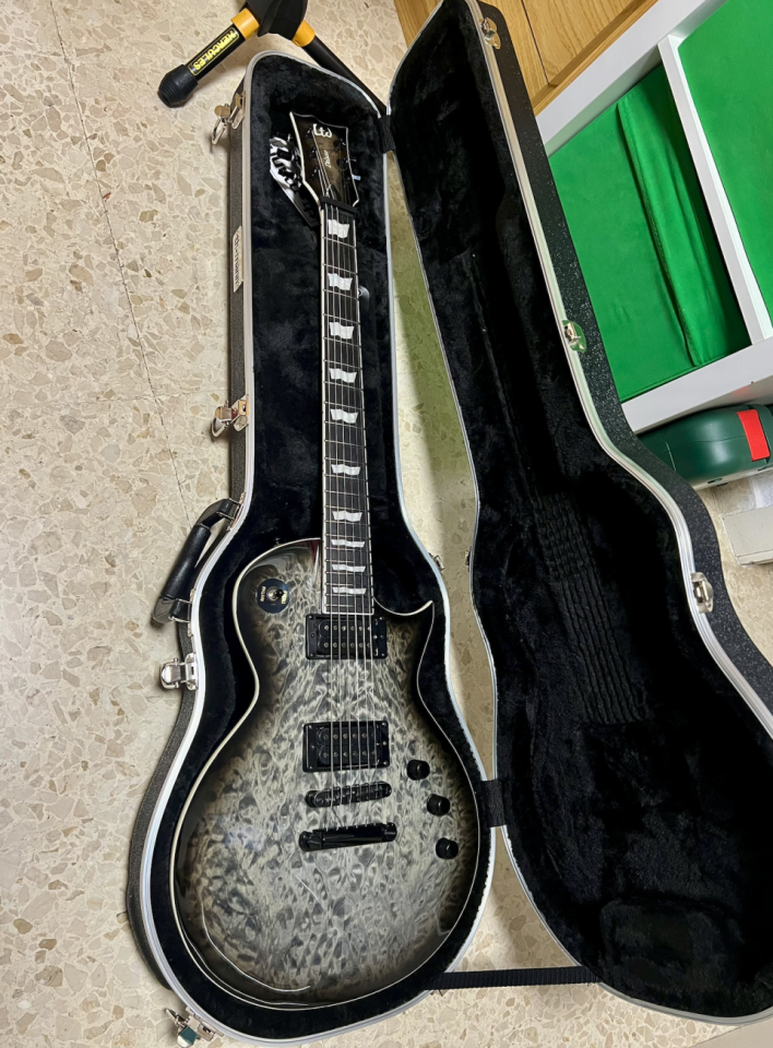 ESP LTD EC-1000T CTM Charcoal Burst + Estuche rígido. Impecable