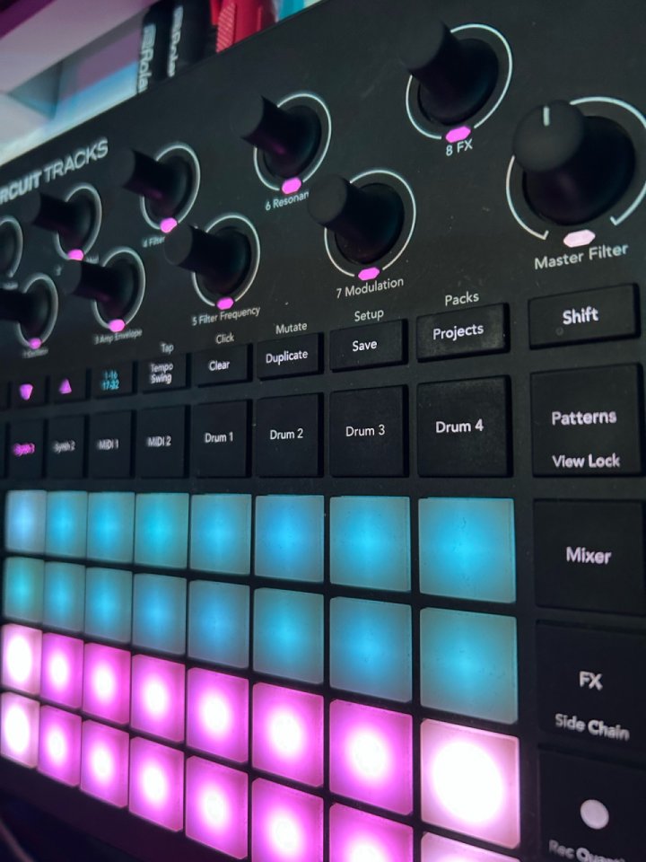 Novation Circuit Tracks de segunda mano · Foto 1 de 4 · Barcelona · 250 €