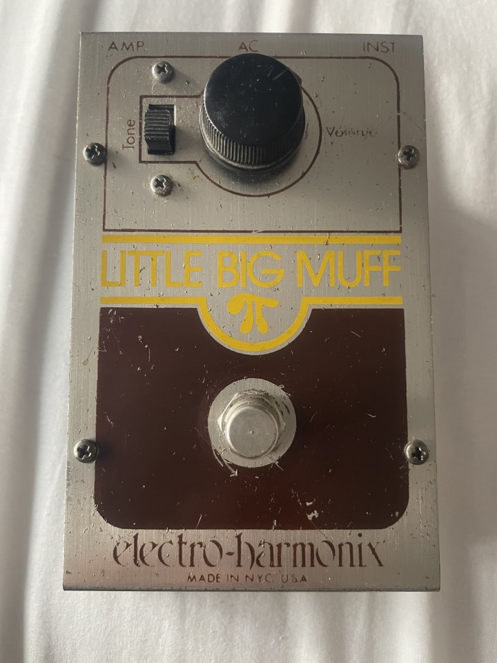 Electro Harmonix little Big Muff 1977 de segunda mano · Foto 1 de 6 · A Coruña · 250 €