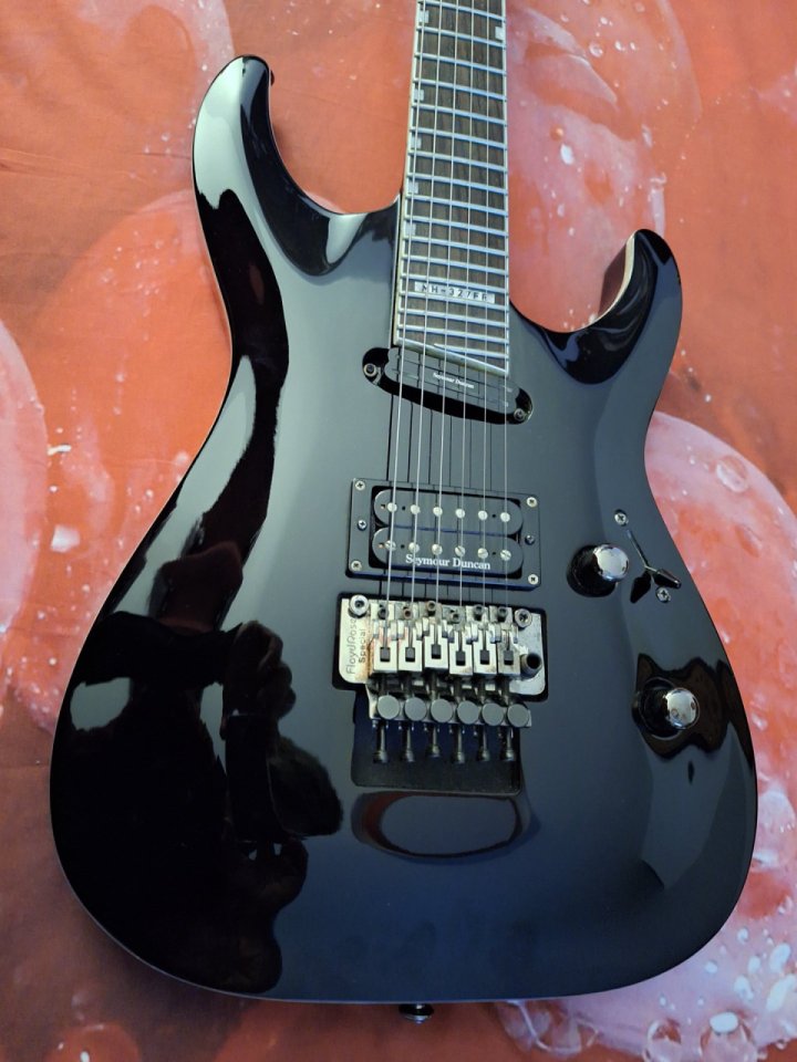 Guitarra eléctrica ESP LTD MH-327