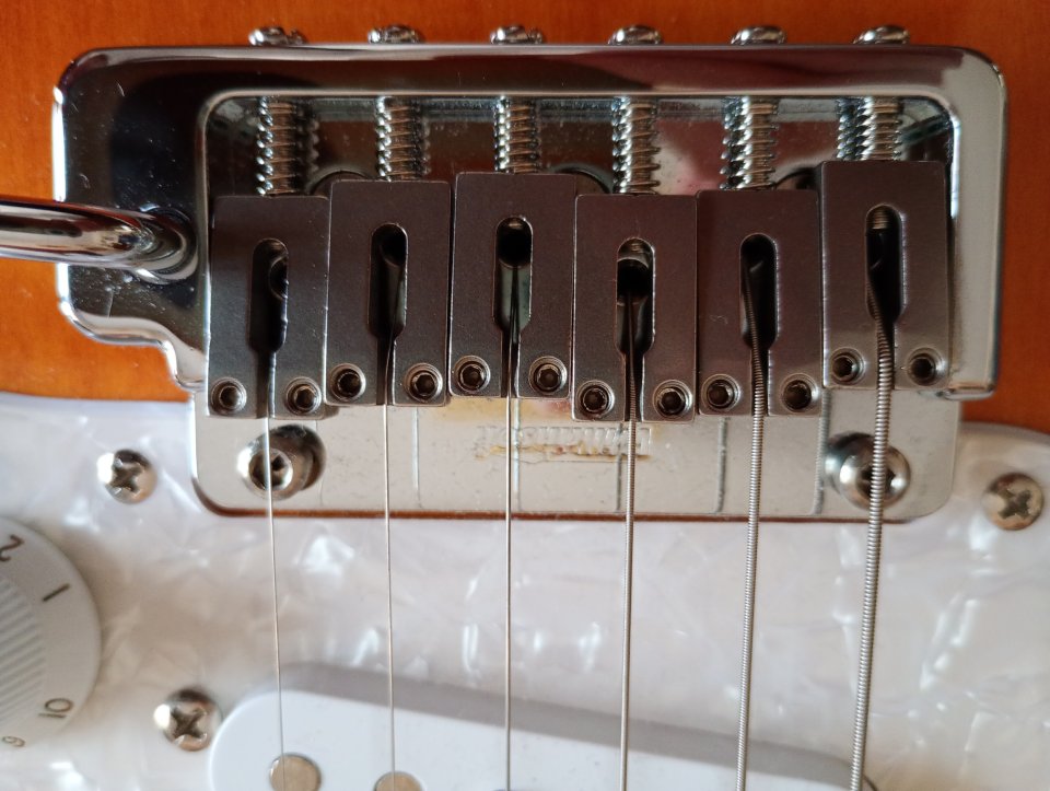 Esp ltd sn200 strat de segunda mano · Foto 6 de 6 · Zaragoza · 300 €