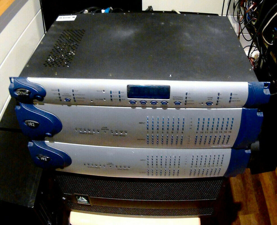 Pro Tools HD6 (x6 Tarjetas) + Magma Expansion PE6R4-i + 2x 192 I/O (1 Analog+1 Digital) + SYNC I/O