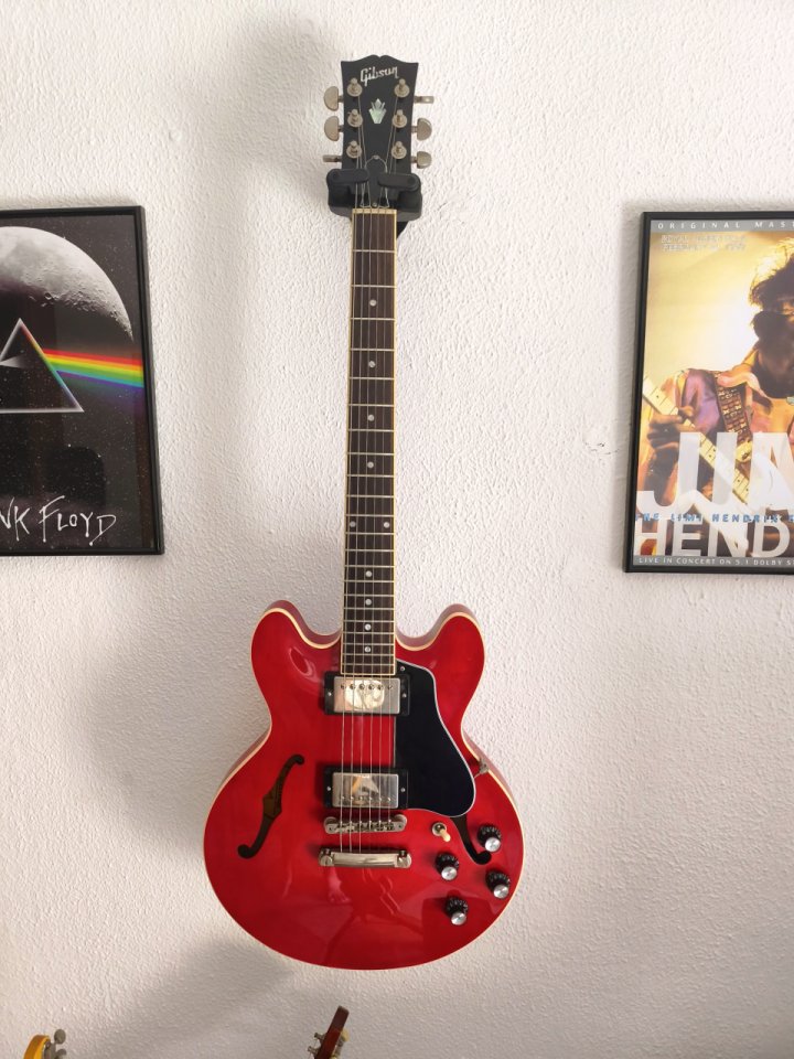 Gibson 339 60s Cherry 2022 de segunda mano · Foto 10 de 10 · Málaga · 2000 €