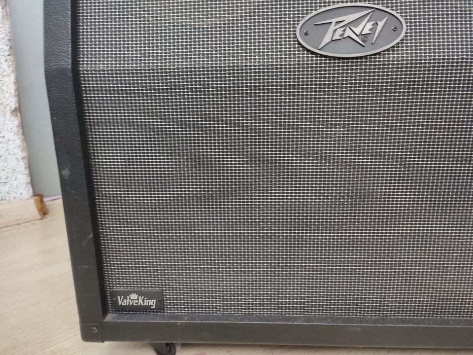 Pantalla Peavey ValveKing 4x12 de segunda mano · Foto 3 de 4 · Castellón · 229 €