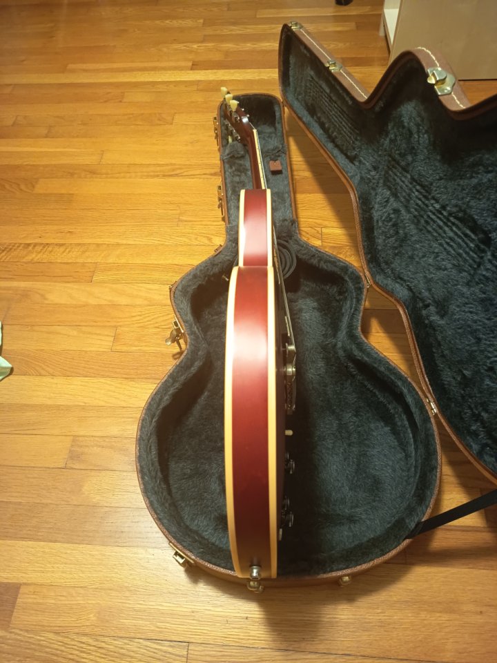 OCASIÓN - Gibson ES-335 Satin IMPECABLE de segunda mano · Foto 4 de 7 · Zaragoza · 1750 €
