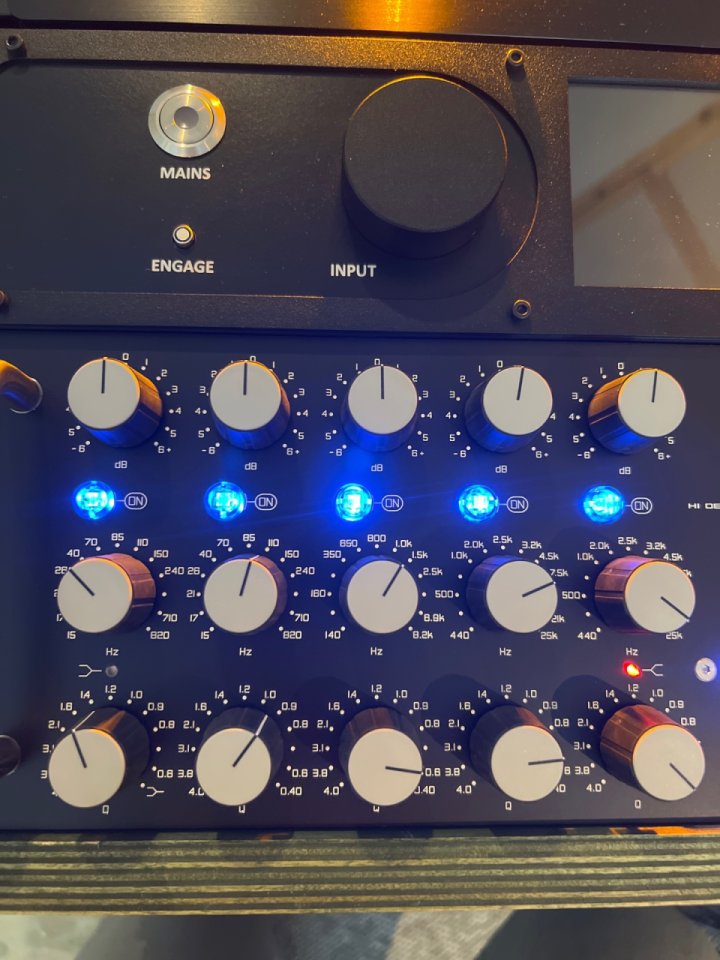 HDE-250A Mastering EQ