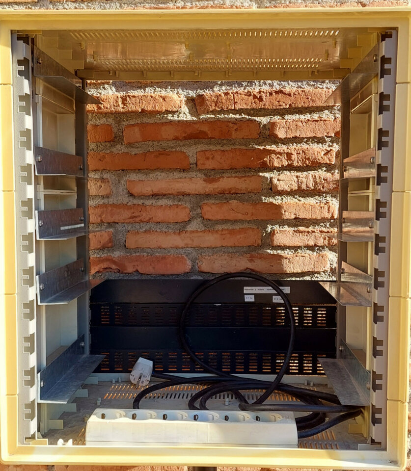 Mueble rack estudio 12 espacios