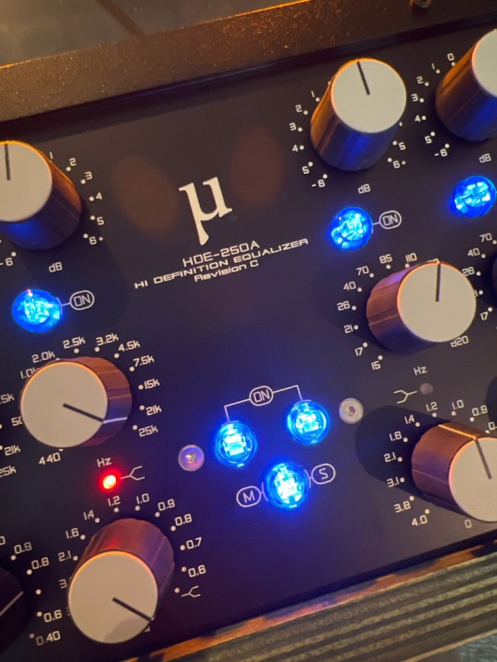 HDE-250A Mastering EQ