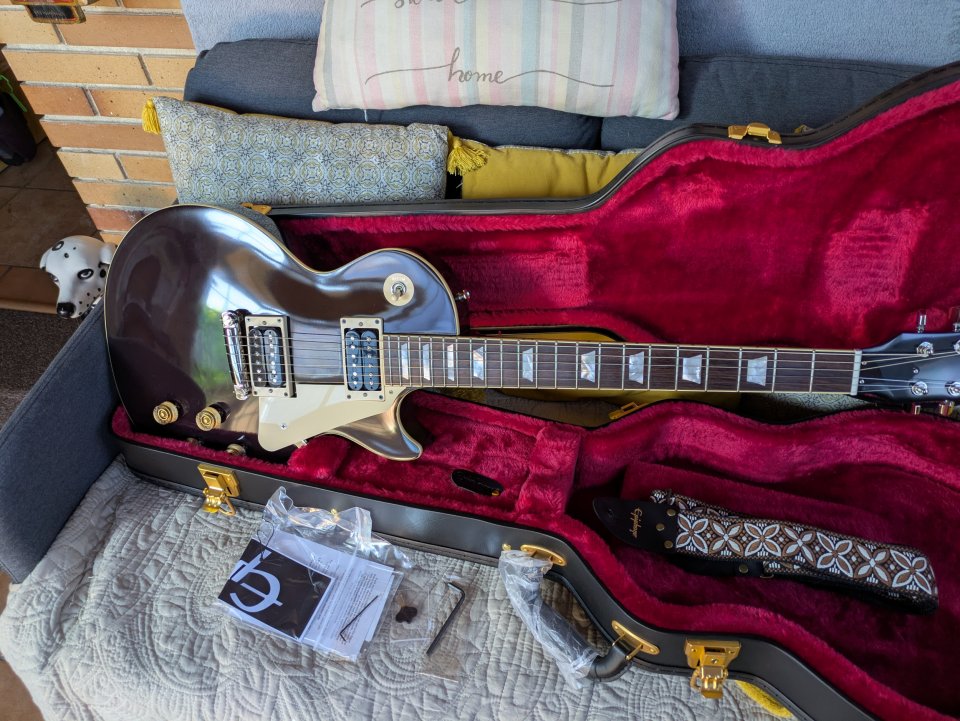 Epiphone Les Paul Jeff Beck Oxblood IBGC de segunda mano · Foto 1 de 10 · Madrid · 1000 €