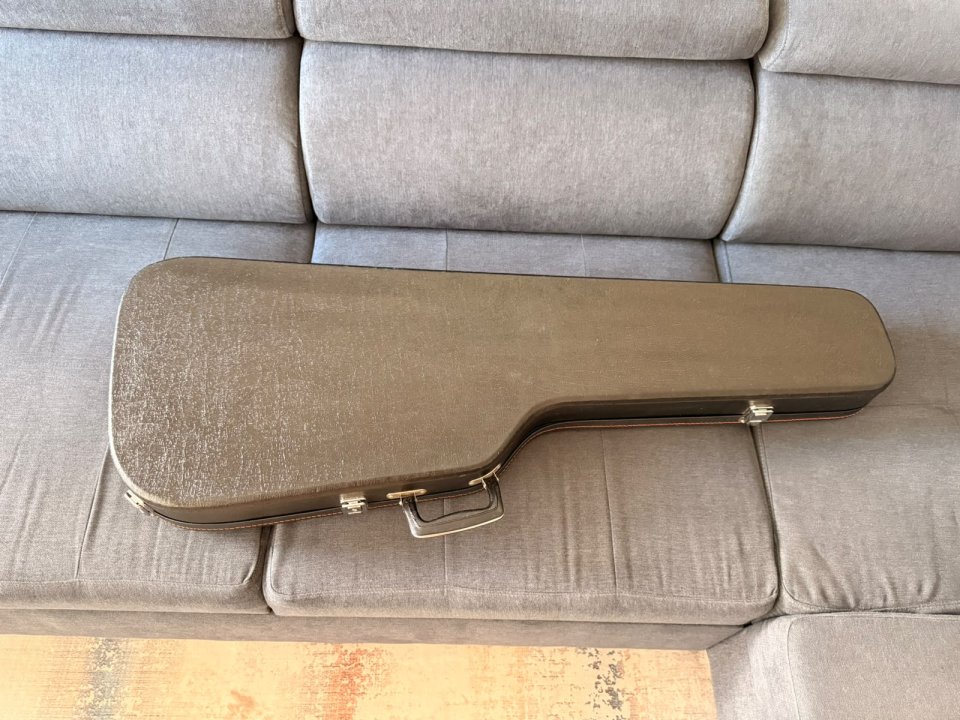 Ibanez Chainsaw Hardcase 1990´s, Steve Vai, Satriani, Reb Beach de segunda mano · Foto 4 de 6 · A Coruña · 425 €