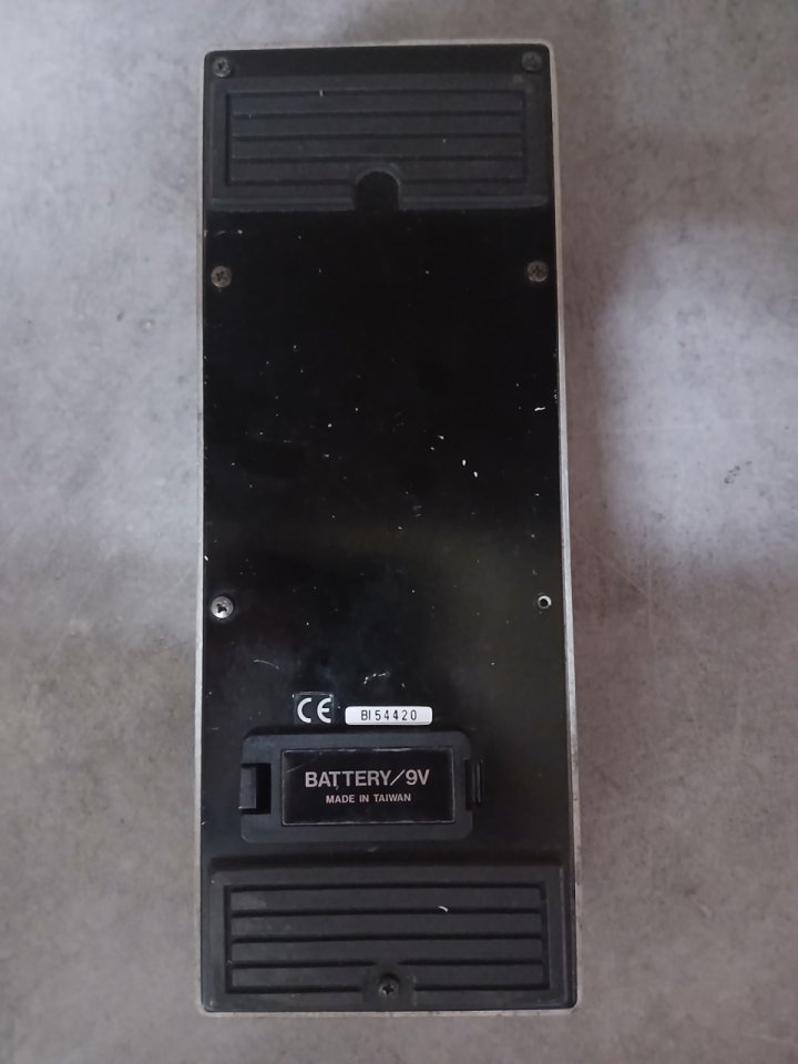Pedal Wah wah Boss FW-3. de segunda mano · Foto 6 de 6 · Valencia · 35 €