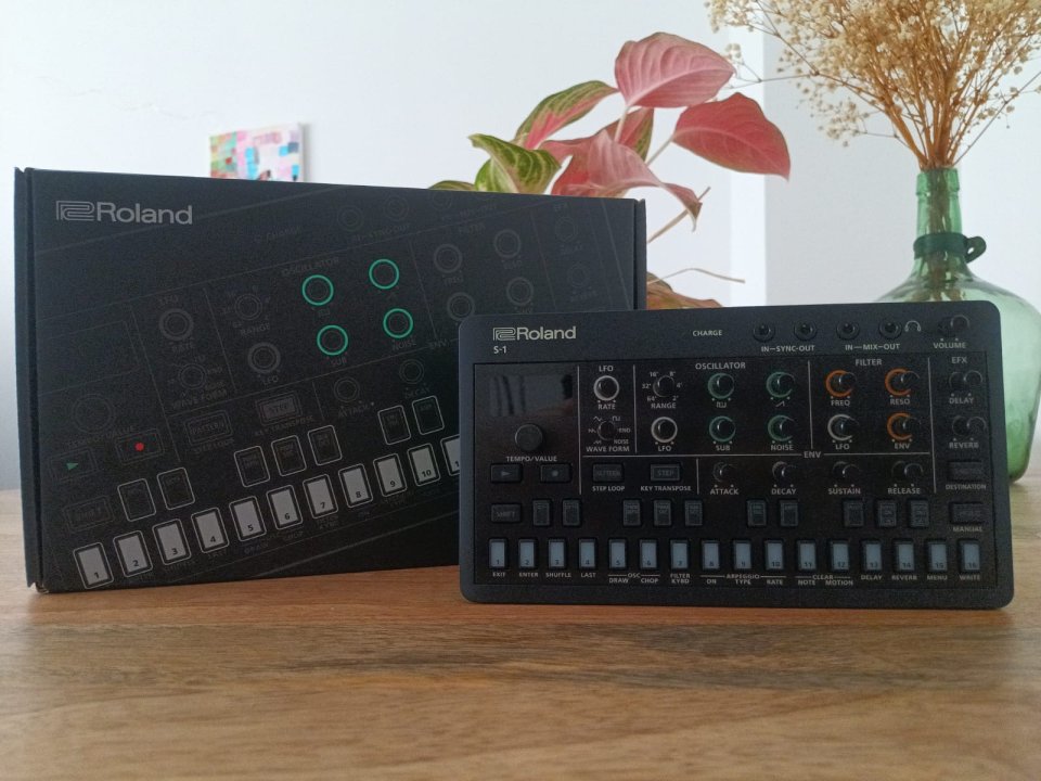 Roland AIRA Compact S-1 Tweak Synth