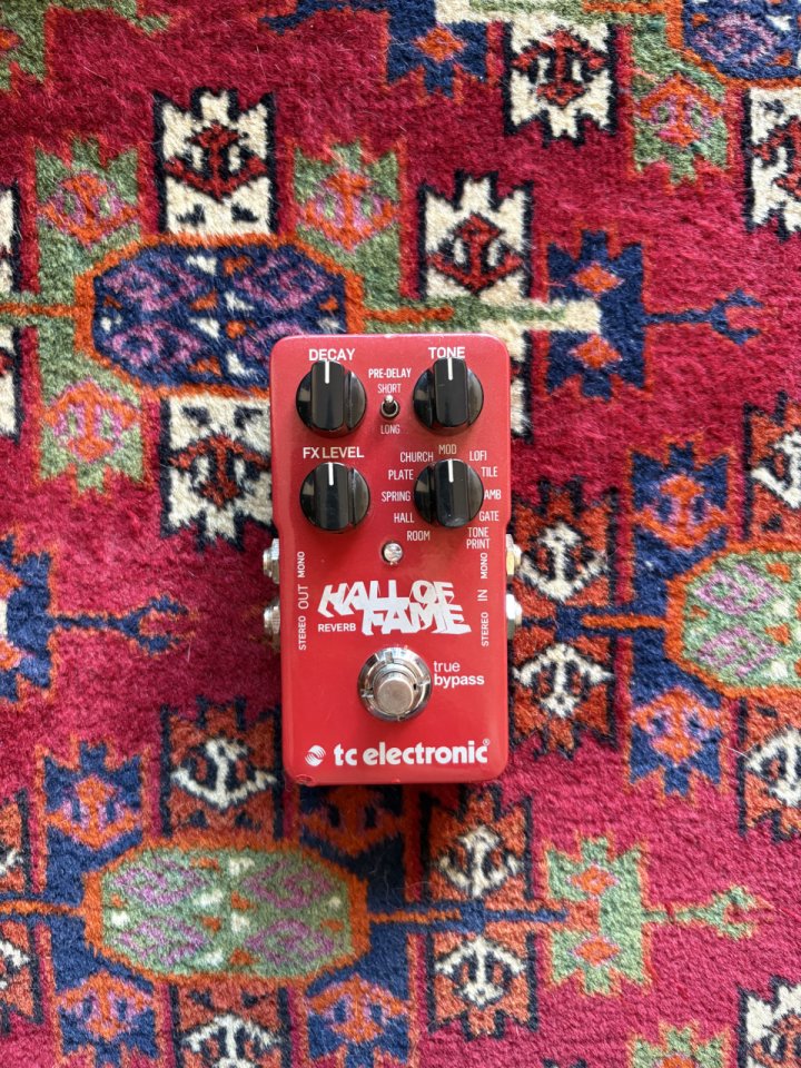 Pedal Reverb TC Electronic Hall Of Fame de segunda mano · Foto 1 de 3 · Barcelona · 85 €