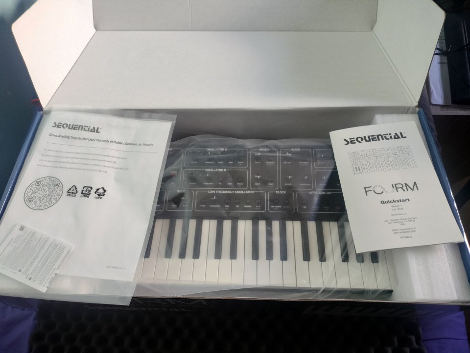 Sequential fourm + korg ms2000 rack sintetizadores de segunda mano · Foto 3 de 8 · Navarra · 895 €
