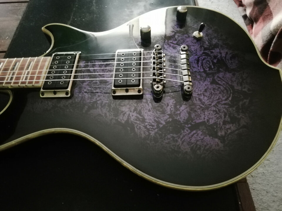Ibanez Darkstone DN520K Dark Night Violet