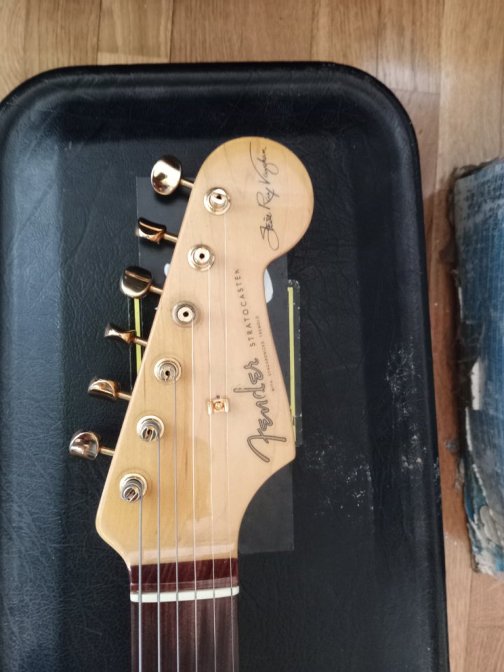 cambio fender srv signature