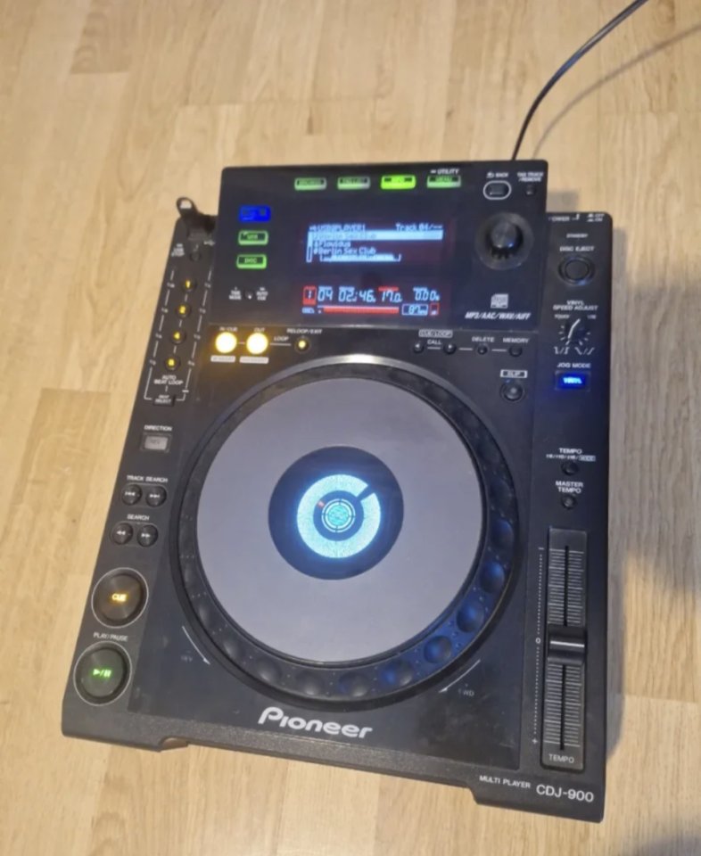 CDJ 900 MUY BUEN ESTADO